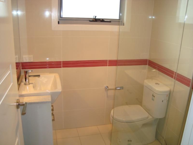 2/76 Denman Street, Greenslopes QLD 4120