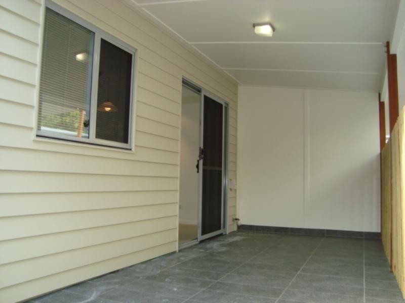 2/76 Denman Street, Greenslopes QLD 4120