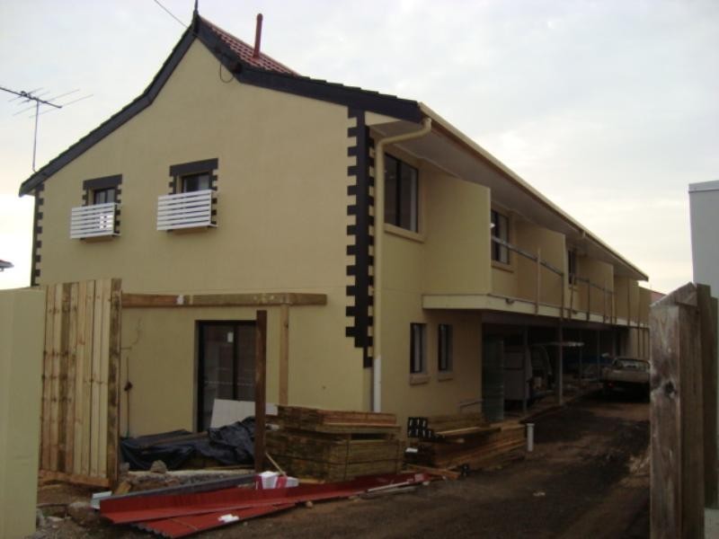 8 Cambridge Street, Carina Heights QLD 4152