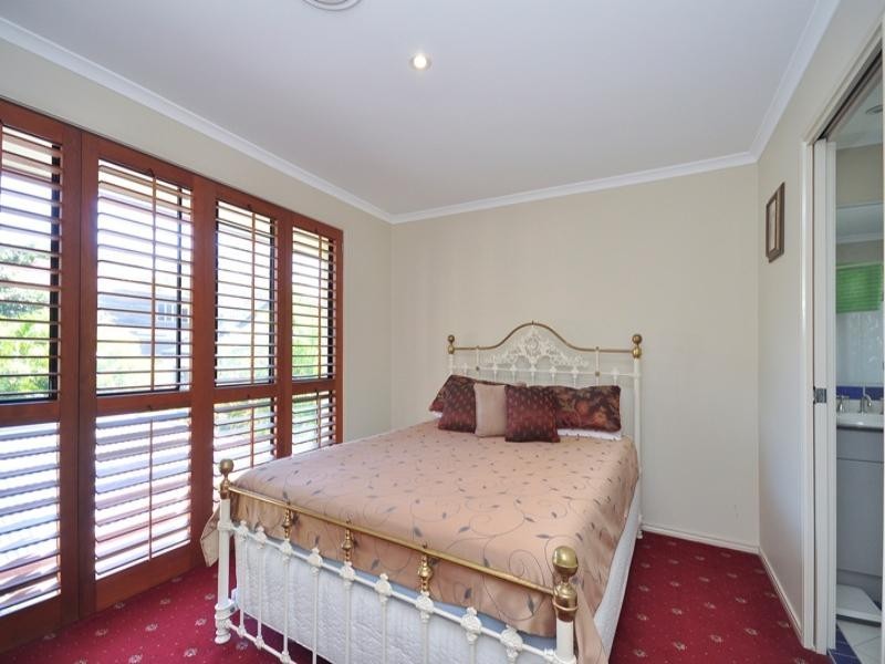 7 Keera Street, Coorparoo QLD 4151