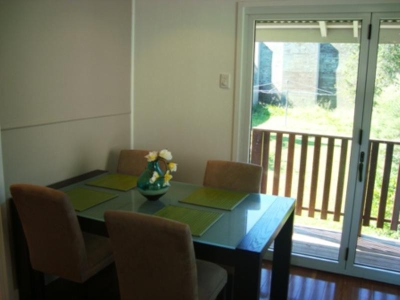 13 Curtis Street, Norman Park QLD 4170