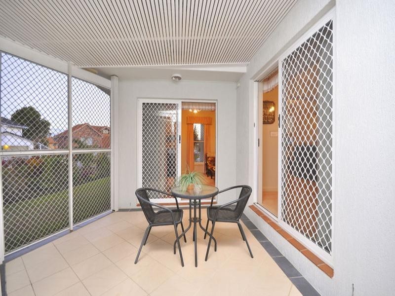 12 Jefferson Place, Stretton QLD 4116