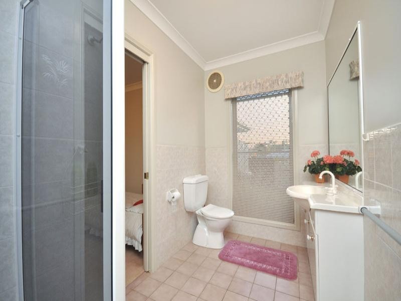 12 Jefferson Place, Stretton QLD 4116