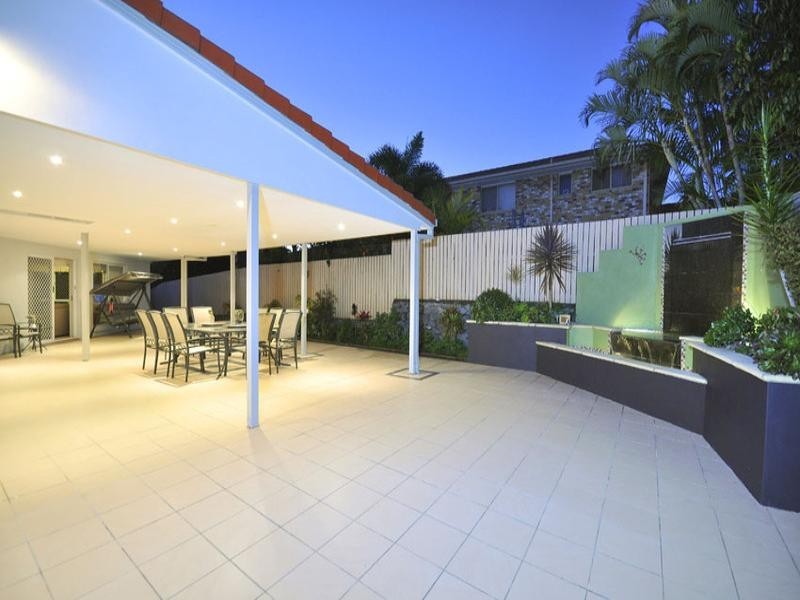 12 Jefferson Place, Stretton QLD 4116