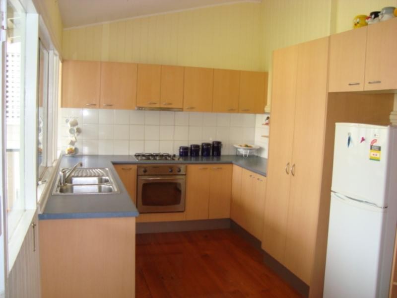 11a Rowland Street, Coorparoo QLD 4151