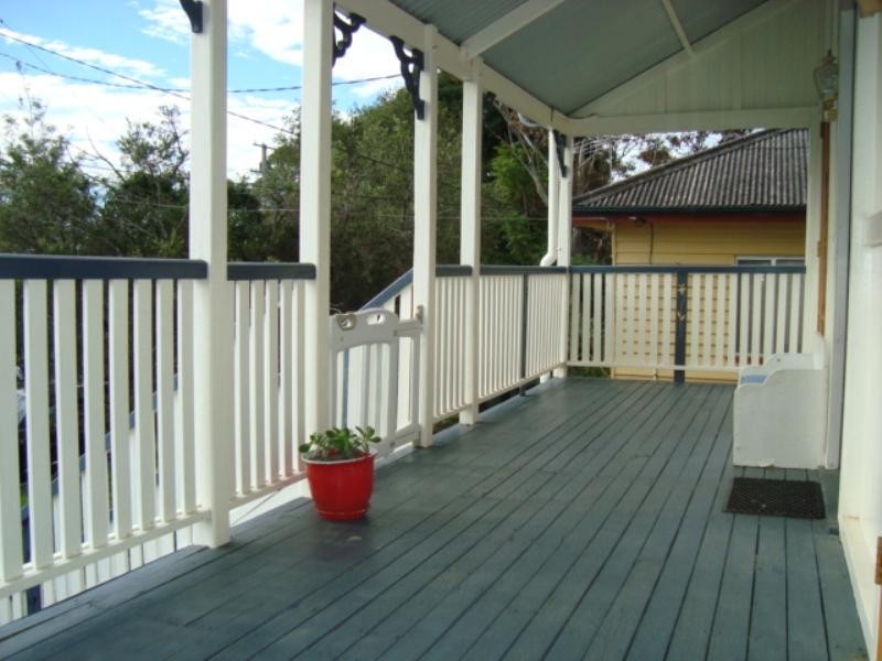11a Rowland Street, Coorparoo QLD 4151