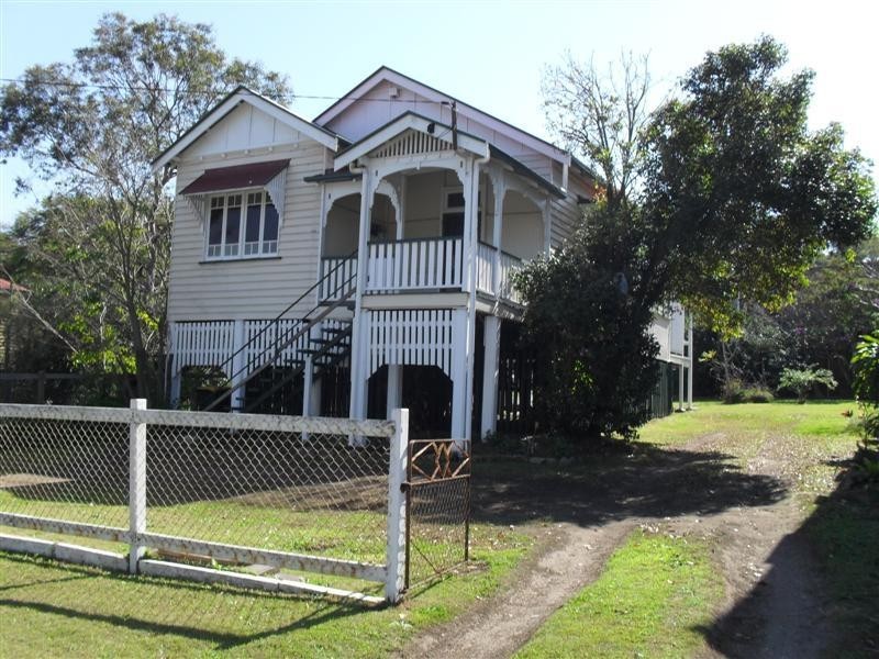 11 Soden Street, Yeerongpilly QLD 4105