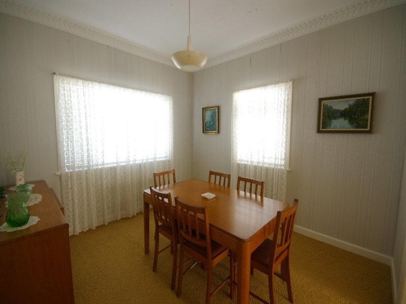 39 First Street, Camp Hill QLD 4152