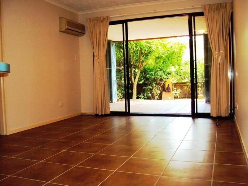 2/24 Grosvenor Street, Balmoral QLD 4171