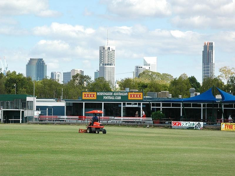 2/24 Grosvenor Street, Balmoral QLD 4171