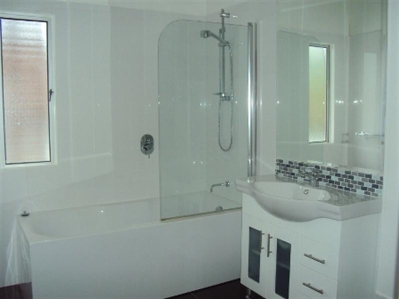 37 Arrowsmith Street, Camp Hill QLD 4152