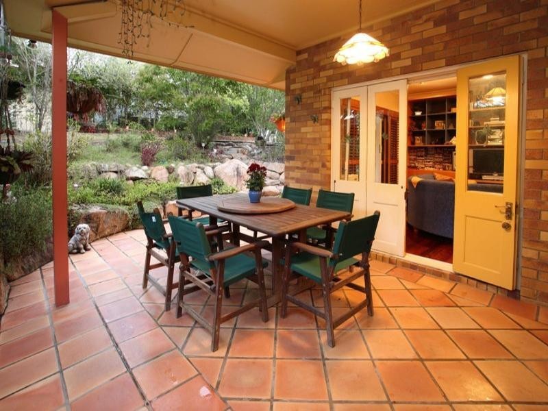 83 Newman Avenue, Camp Hill QLD 4152