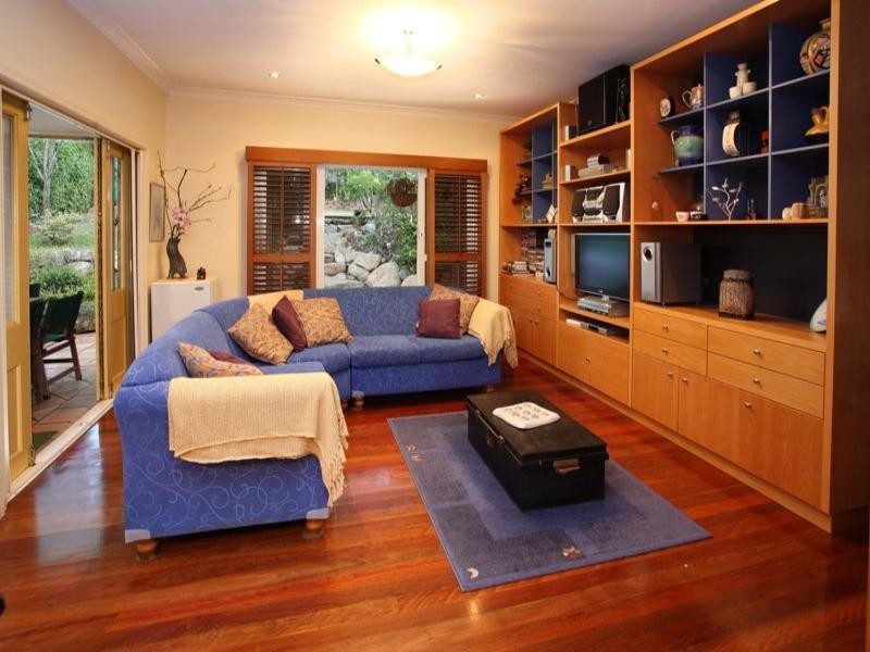 83 Newman Avenue, Camp Hill QLD 4152