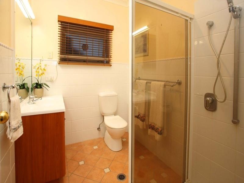 83 Newman Avenue, Camp Hill QLD 4152