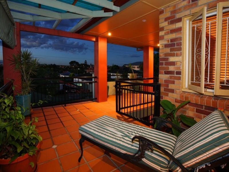 83 Newman Avenue, Camp Hill QLD 4152