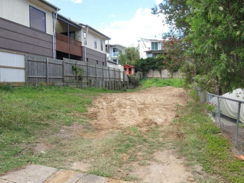 19 Pine Street, Bulimba QLD 4171