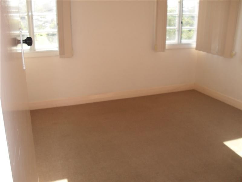 76 Scrub Road, Carindale QLD 4152