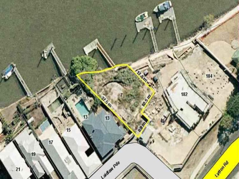 7 Laidlaw Parade, East Brisbane QLD 4169