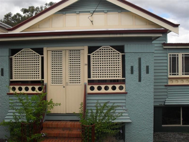 30 Stewart Road, Ashgrove QLD 4060