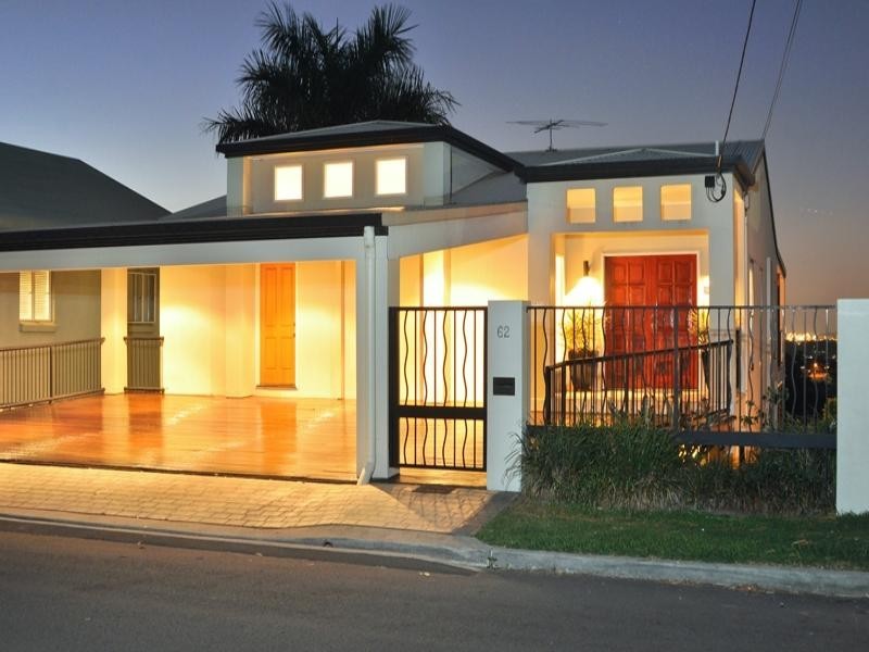 62 Kneale Street, Holland Park West QLD 4121