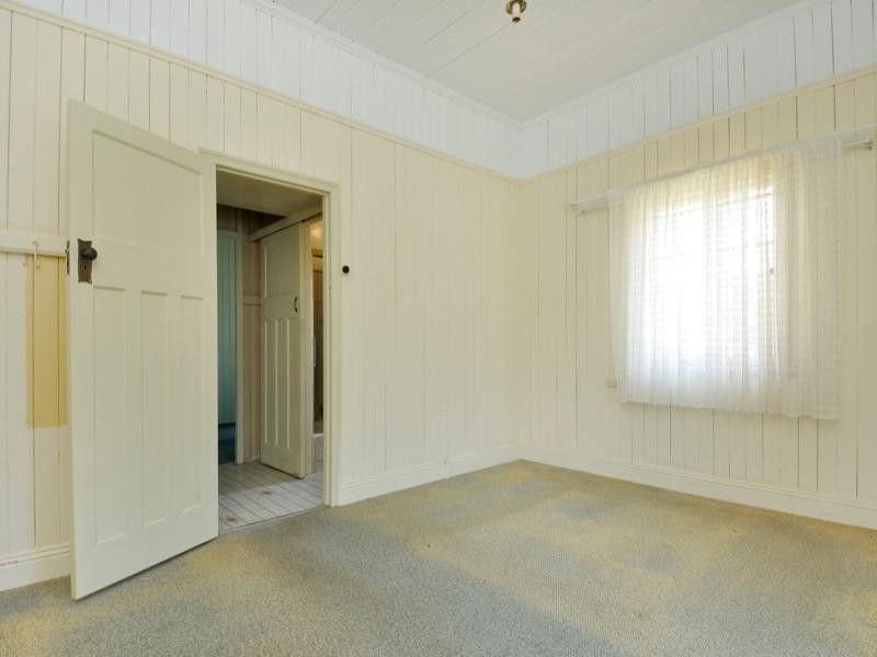 12 Talbot Street, Coorparoo QLD 4151