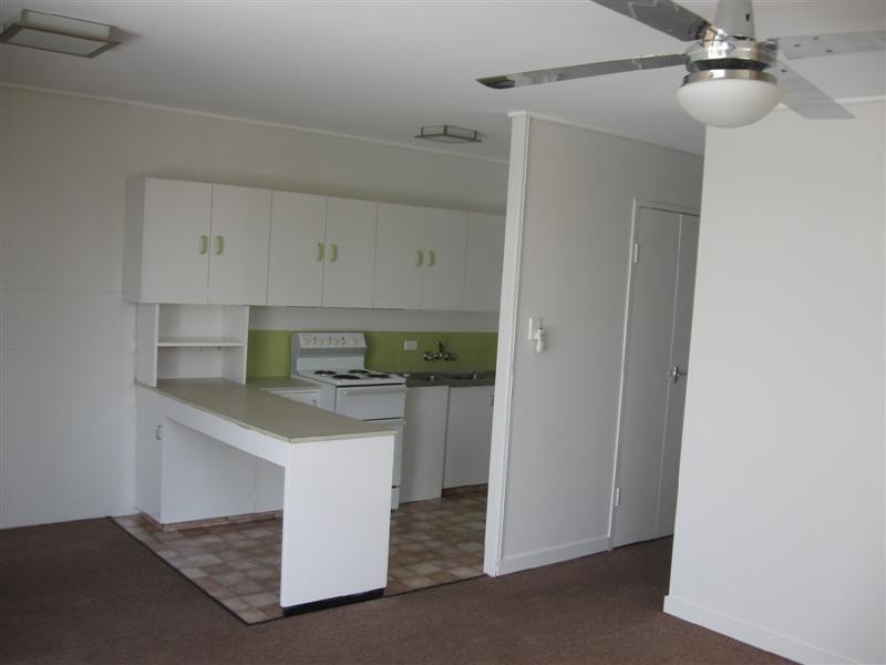 8/387 Cavendish Road, Coorparoo QLD 4151