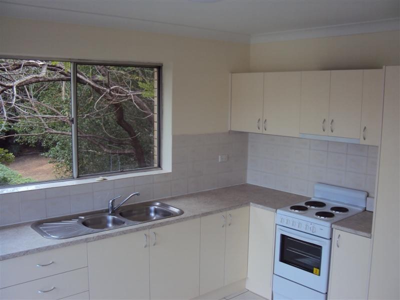 4/42 Pembroke Road, Coorparoo QLD 4151