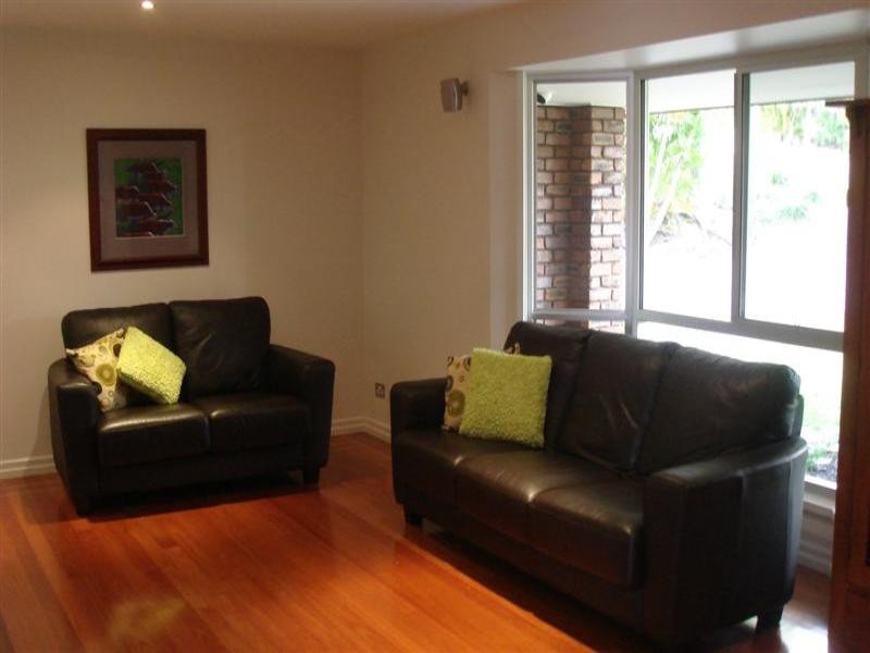 2 Talwood Court, Carindale QLD 4152