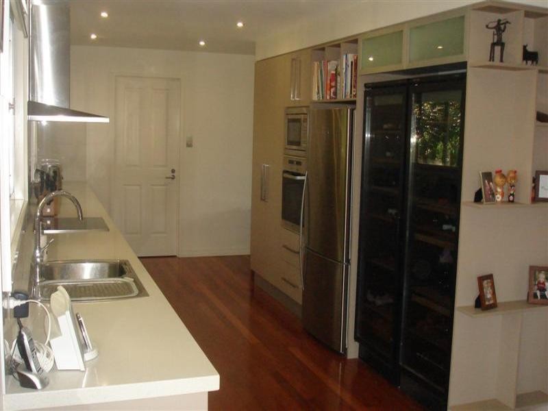 2 Talwood Court, Carindale QLD 4152