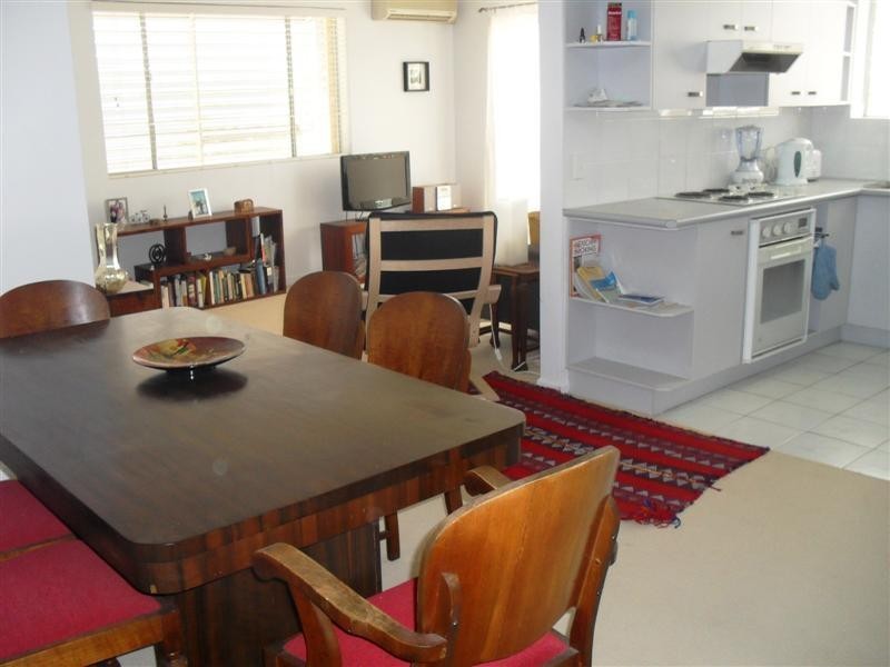 1/19 Weston Street, Coorparoo QLD 4151