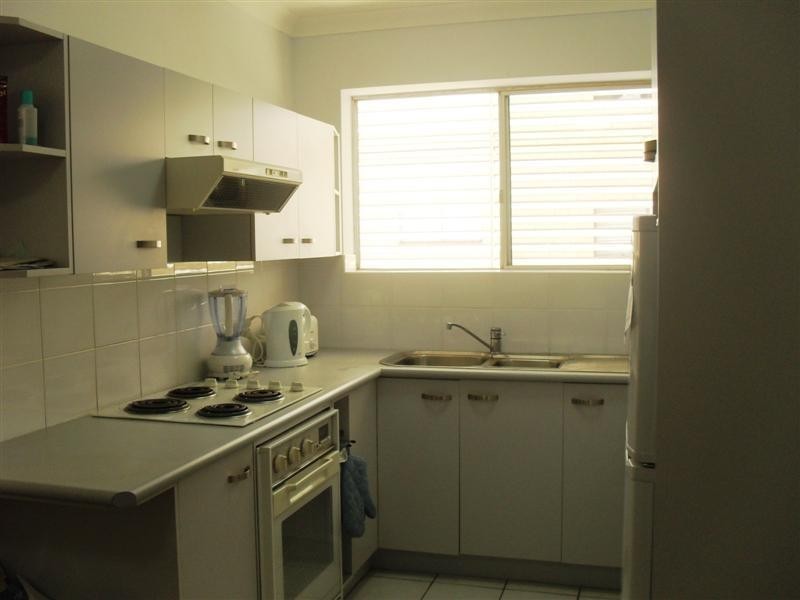 1/19 Weston Street, Coorparoo QLD 4151