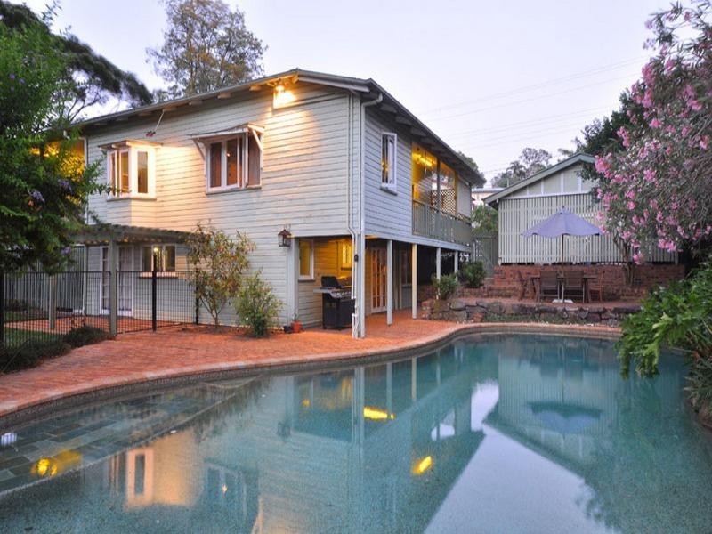 386 Ferguson Road, Seven Hills QLD 4170
