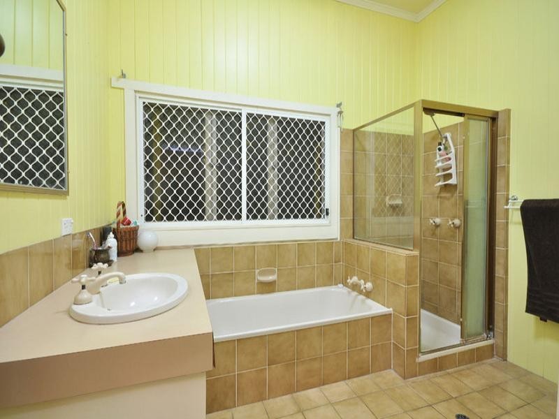 386 Ferguson Road, Seven Hills QLD 4170