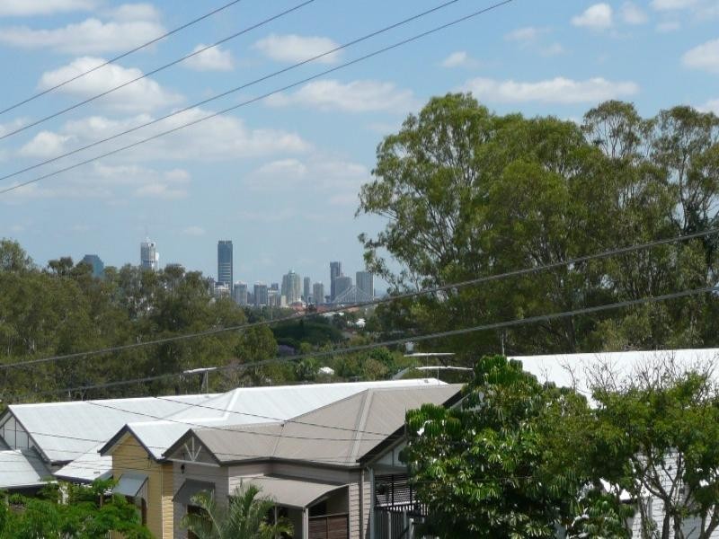 19 Newman Avenue, Camp Hill QLD 4152