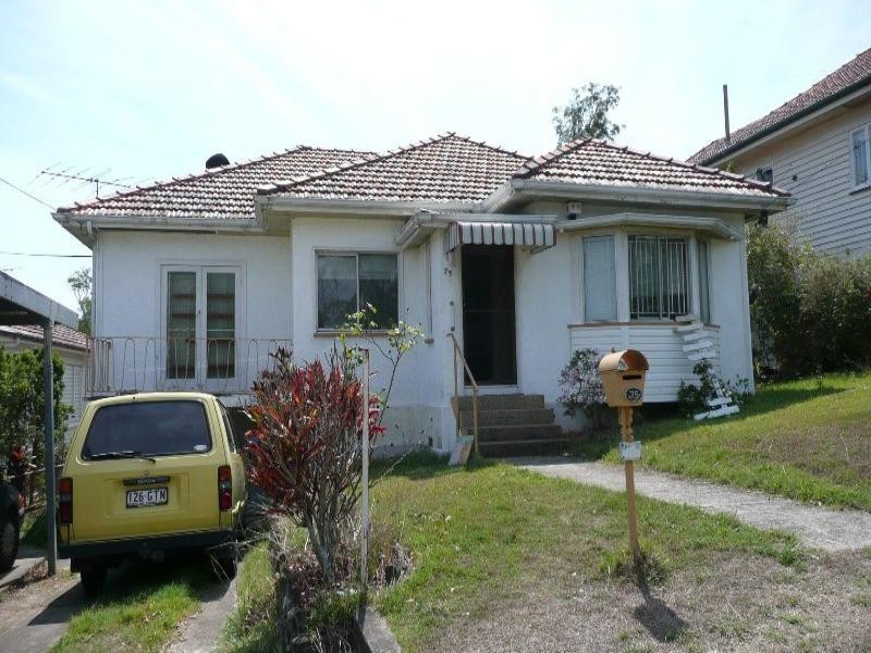 71 Lade Street, Coorparoo QLD 4151