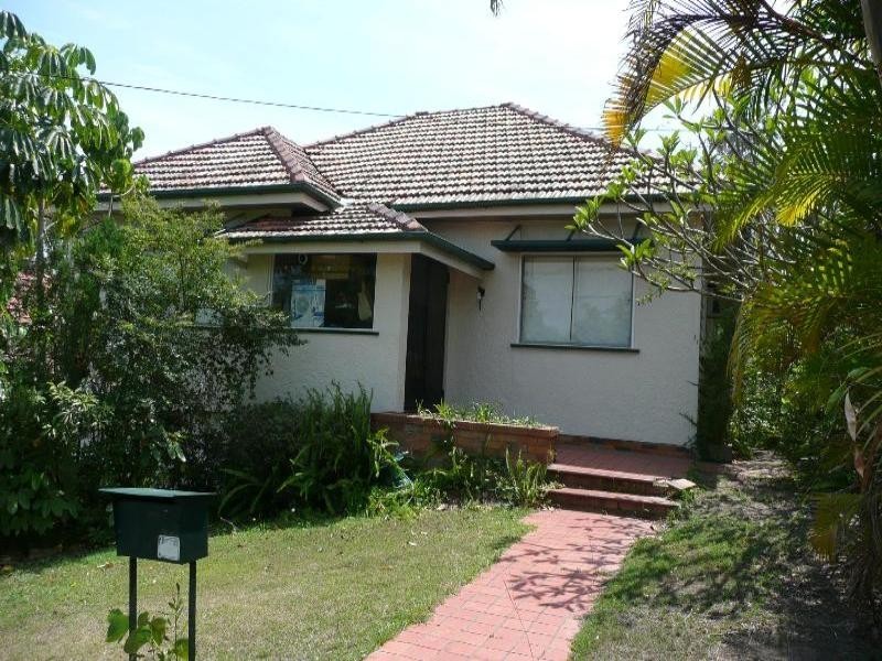 75 Lade Street, Coorparoo QLD 4151