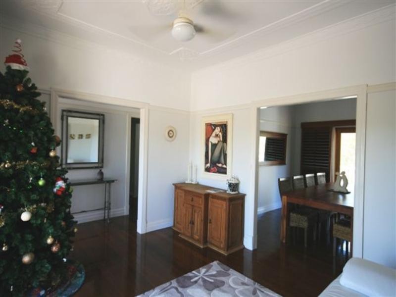 103a Perth Street, Camp Hill QLD 4152