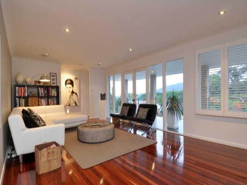 11 Bakewell Street, Mount Gravatt East QLD 4122