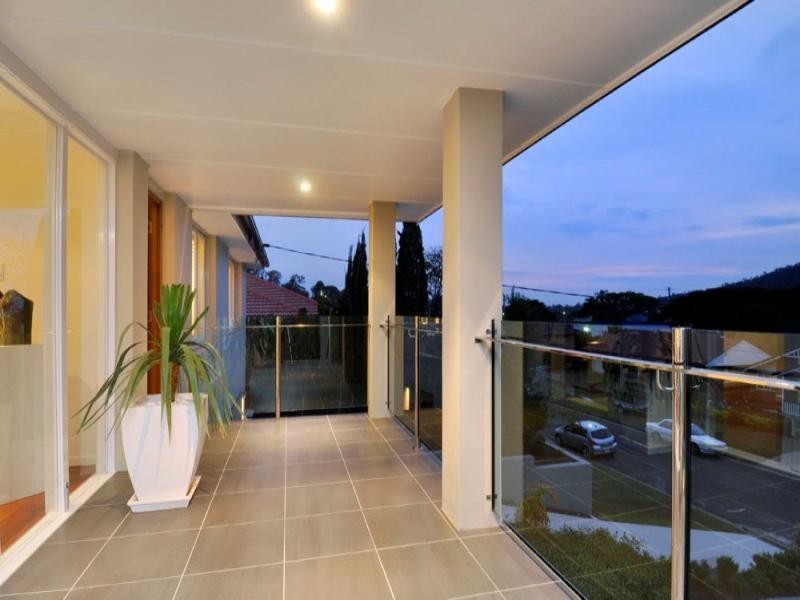 11 Bakewell Street, Mount Gravatt East QLD 4122