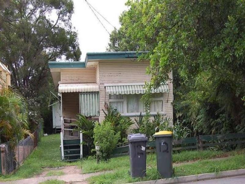 12-14 Baron Street, Greenslopes QLD 4120