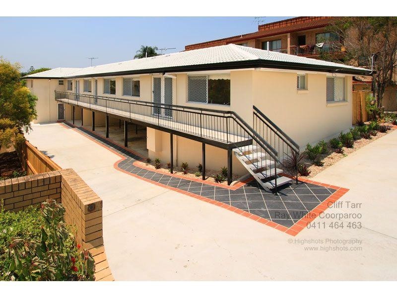 33 Derby Street, Coorparoo QLD 4151