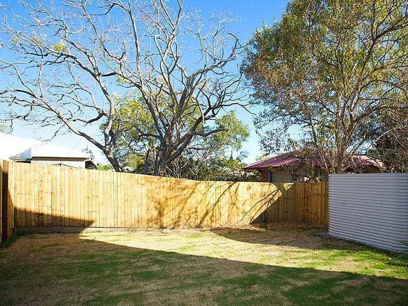 11 and 11a Tenth Avenue, Coorparoo QLD 4151