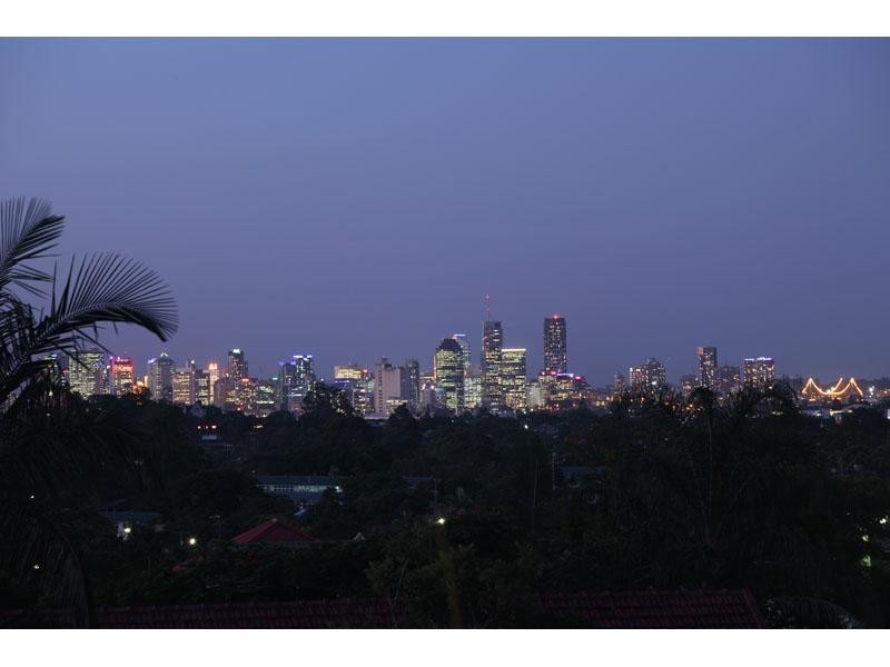 10 Dagmar Street, Holland Park West QLD 4121