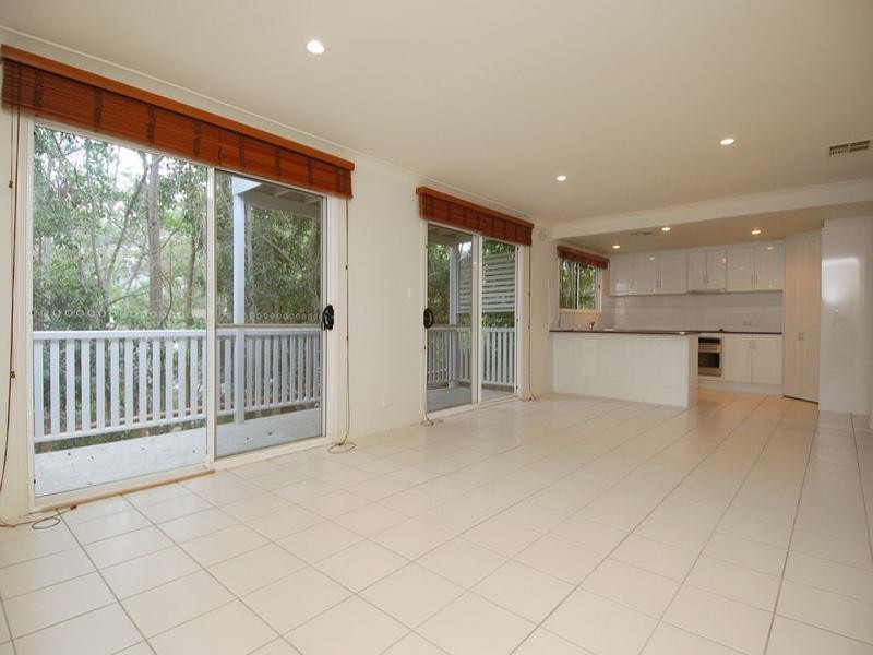 29 Oberon Street, Morningside QLD 4170