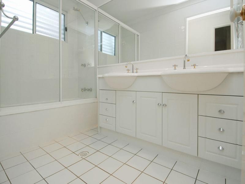 29 Oberon Street, Morningside QLD 4170