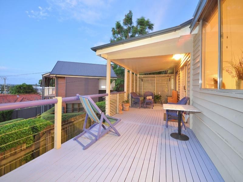 6 Sirius Street, Coorparoo QLD 4151