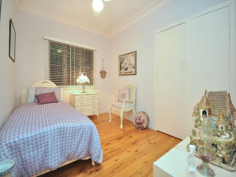 6 Sirius Street, Coorparoo QLD 4151