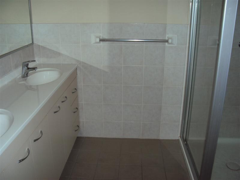 3/12 Adelaide Street, Carina QLD 4152