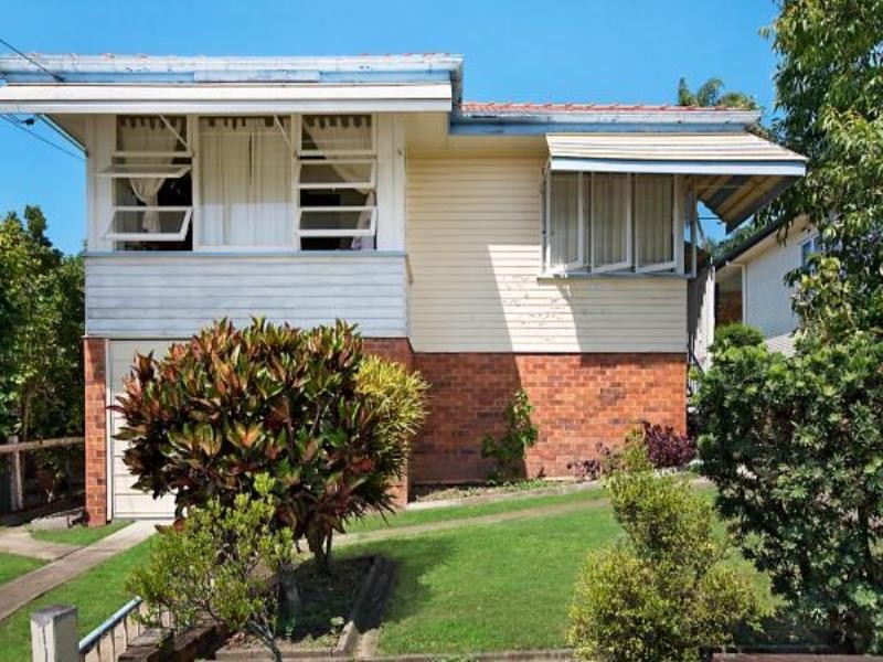 16 Trundle Street, Coorparoo QLD 4151