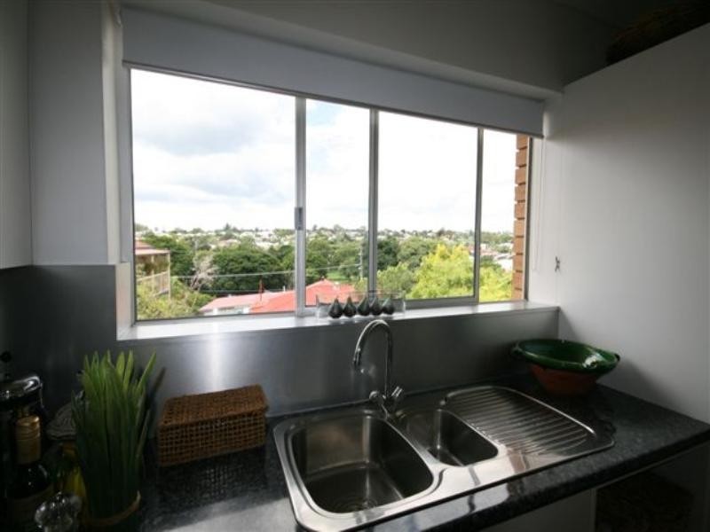 5/76 Kitchener Street, Coorparoo QLD 4151